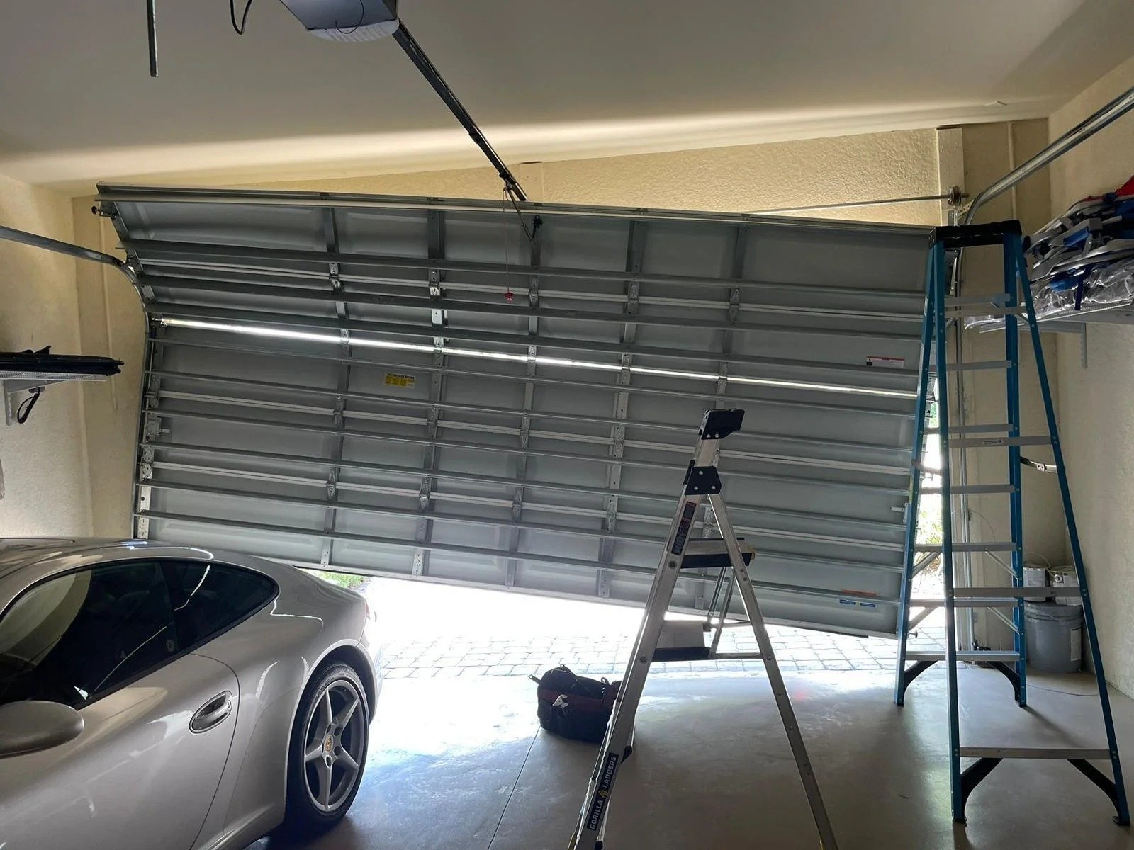 Off-track garage door repair Tallahassee